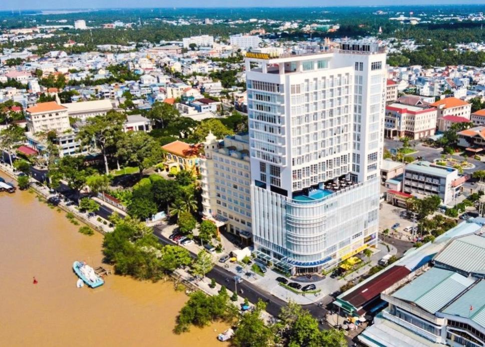 Diamond Stars Ben Tre Hotel Exterior photo